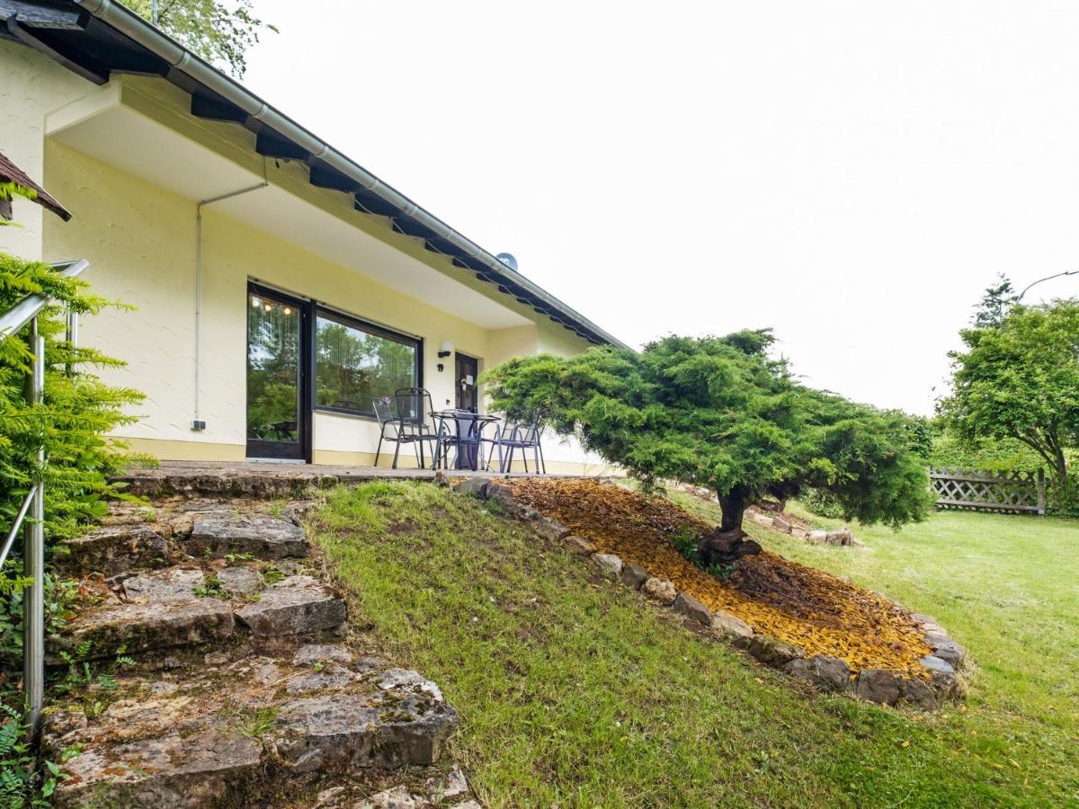 Idyllic Bungalow In Feusdorf With Forest View Cameră foto